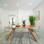 דירה - 3 Bedroom - 6 Person