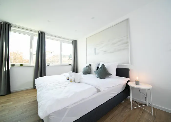 - 3 Bedroom - 6 Person