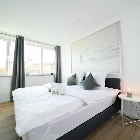 - 3 Bedroom - 6 Person