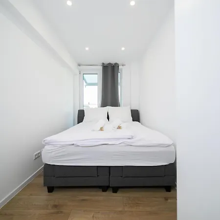 - 3 Bedroom - 6 Person * Düsseldorf